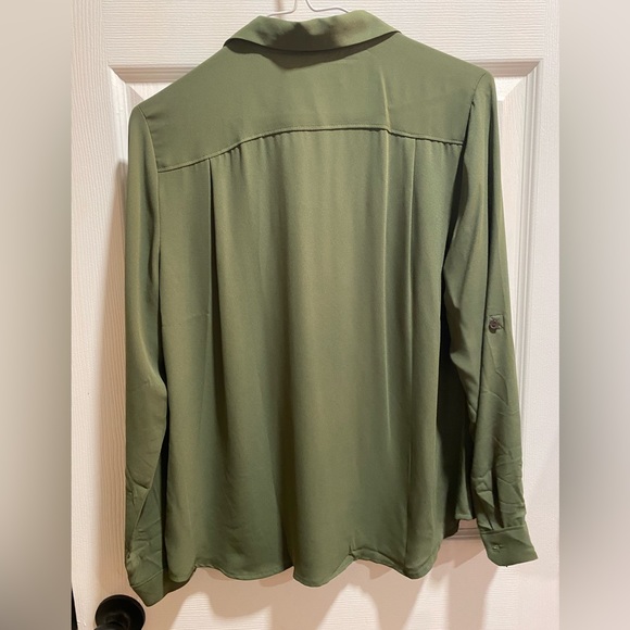 LOFT long sleeve button down - Picture 5 of 5